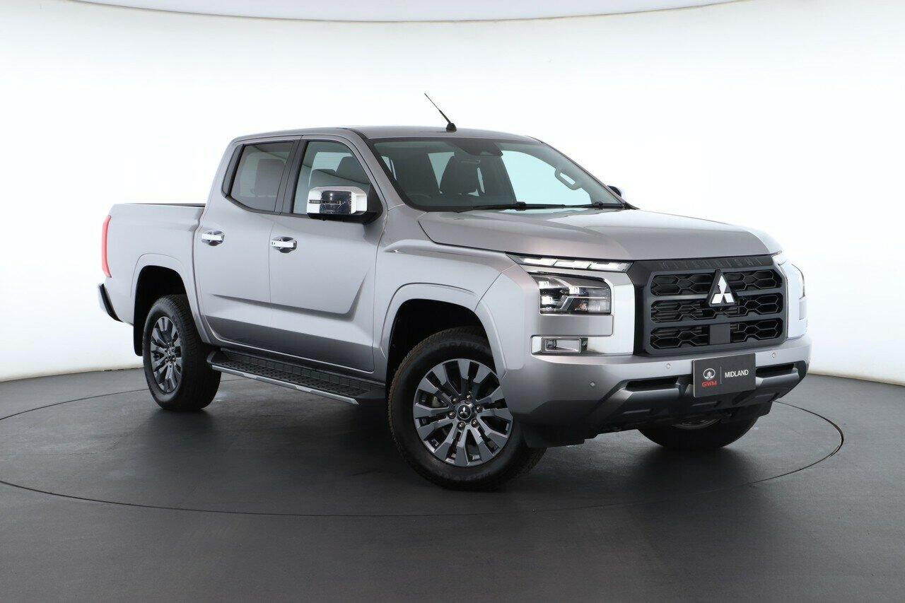Mitsubishi Triton image 1