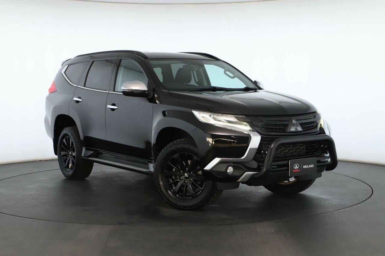 Mitsubishi Pajero Sport image 1
