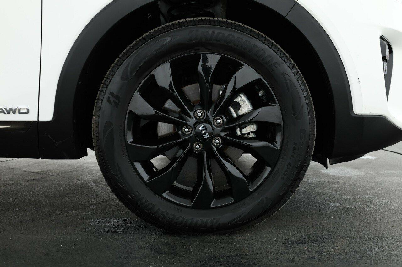 Kia Sorento image 3