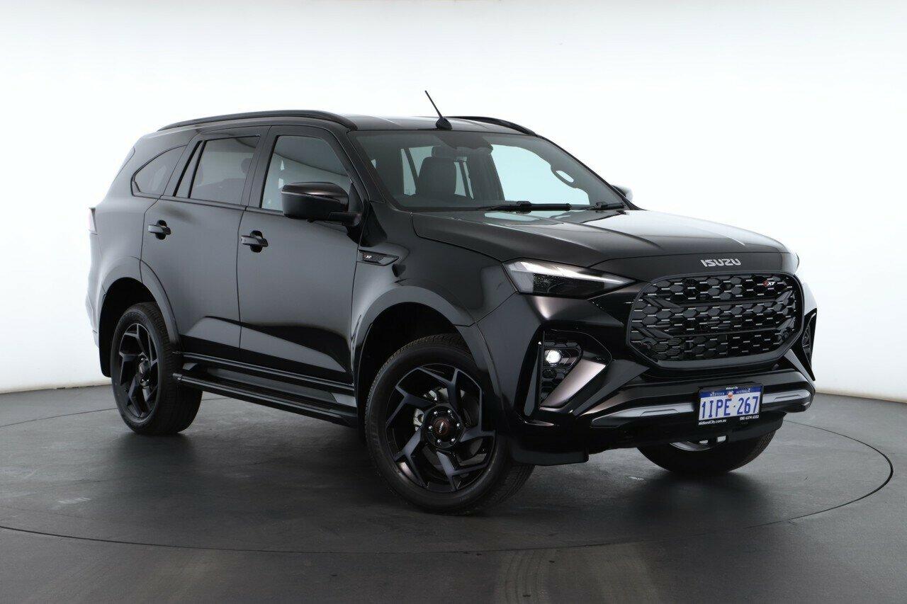 Isuzu Mu-x image 1