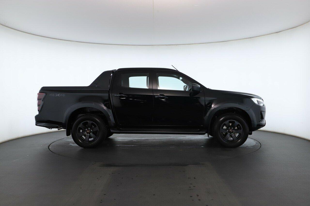 Isuzu D-max image 2