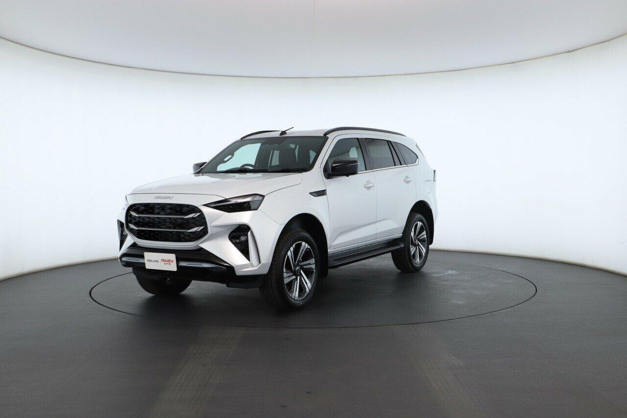 Isuzu Mu-x image 2