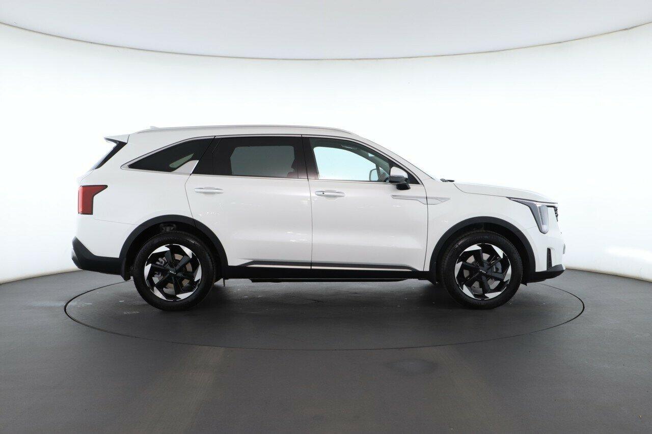 Kia Sorento image 2