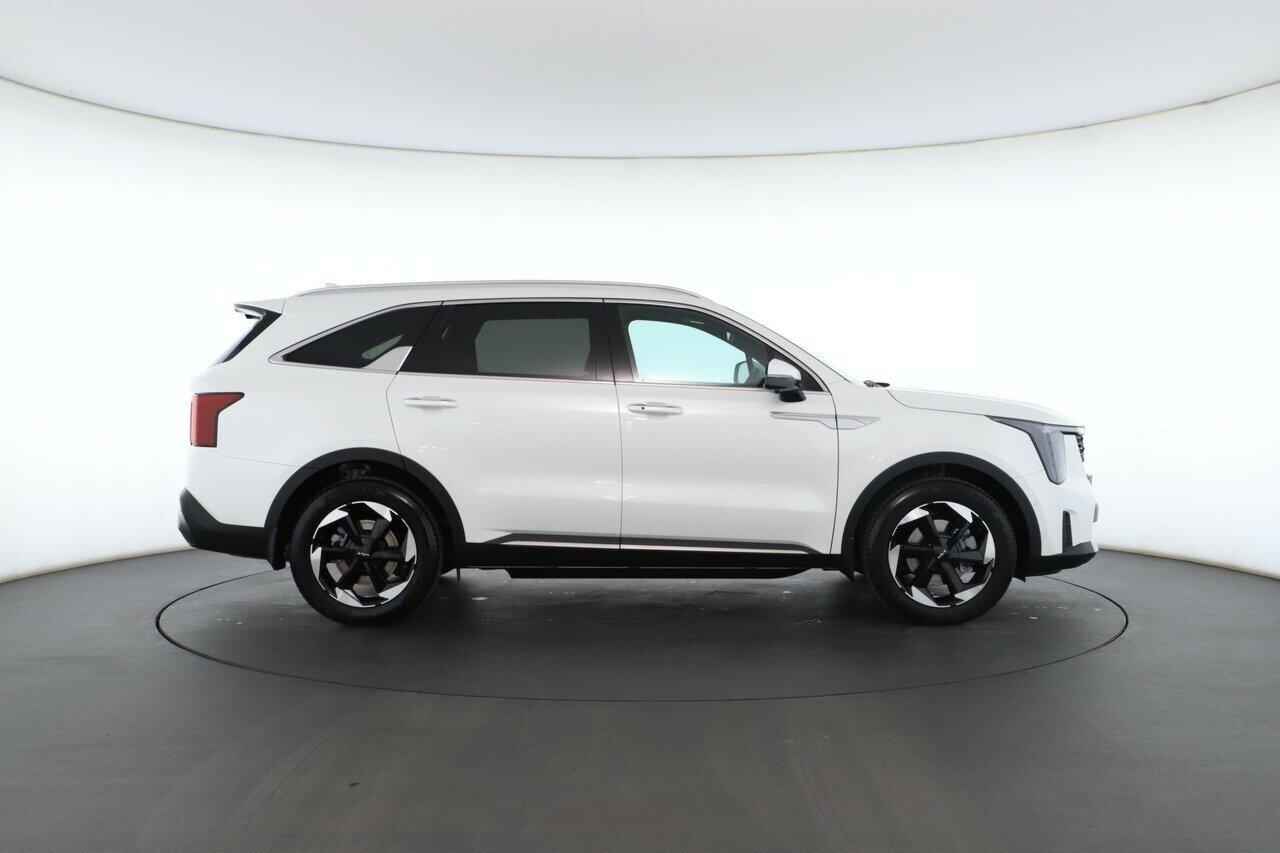 Kia Sorento image 2