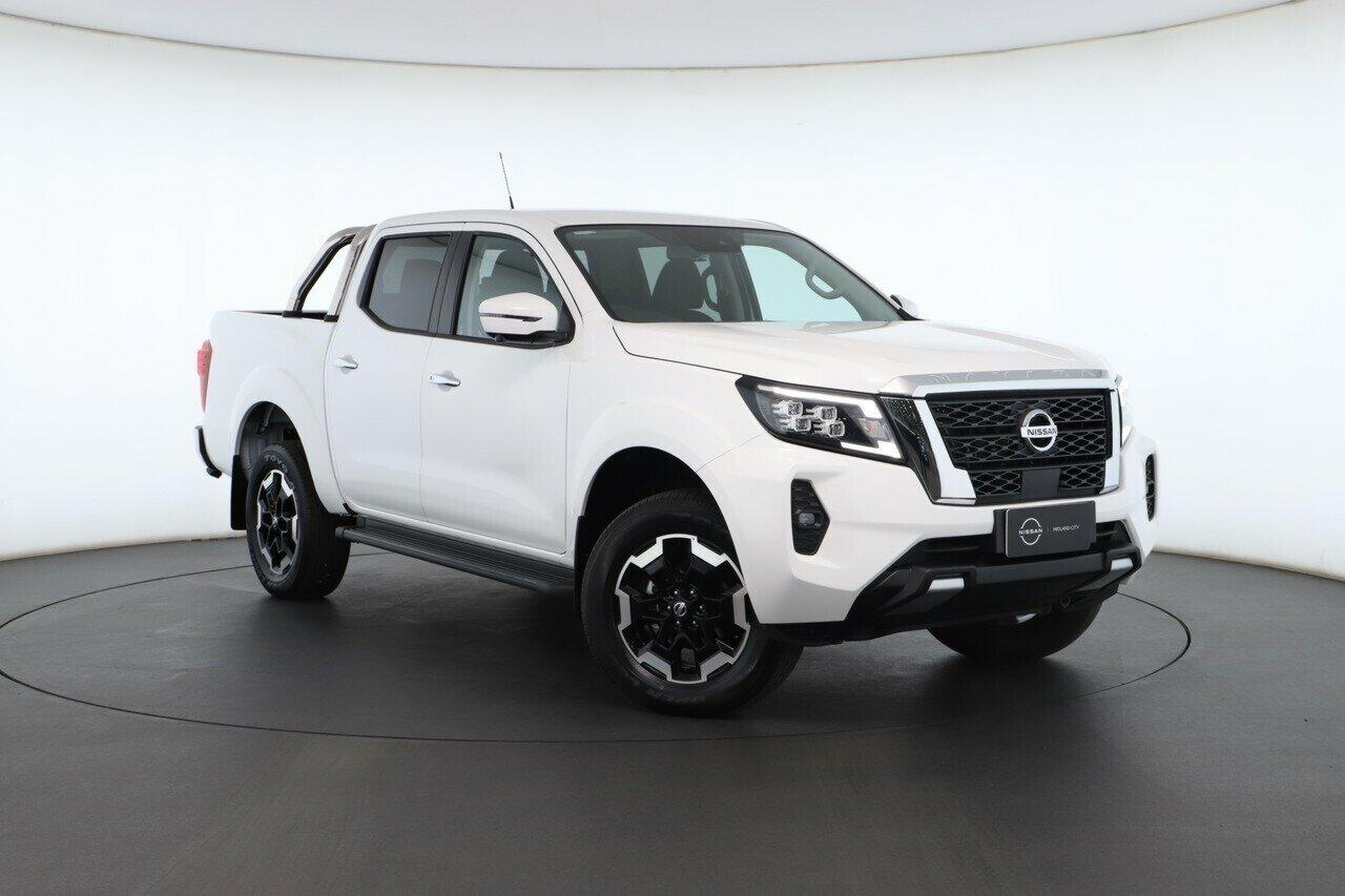 Nissan Navara image 1