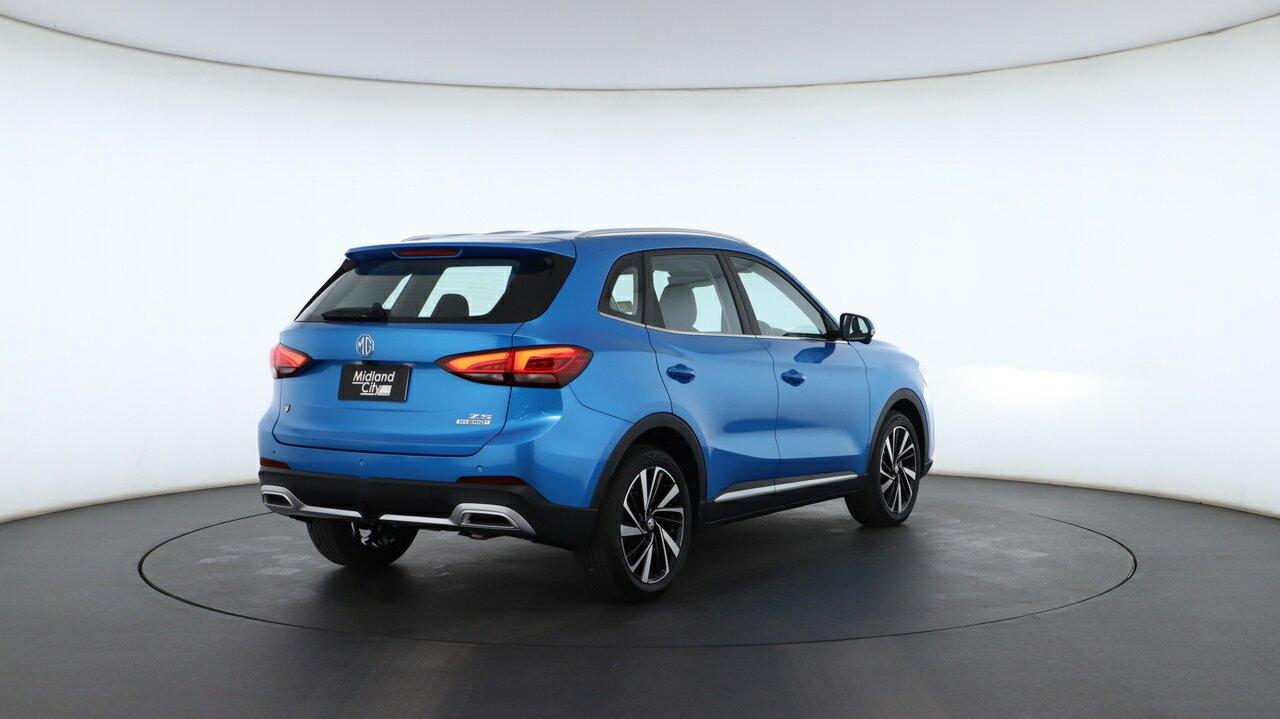 MG Zs image 2
