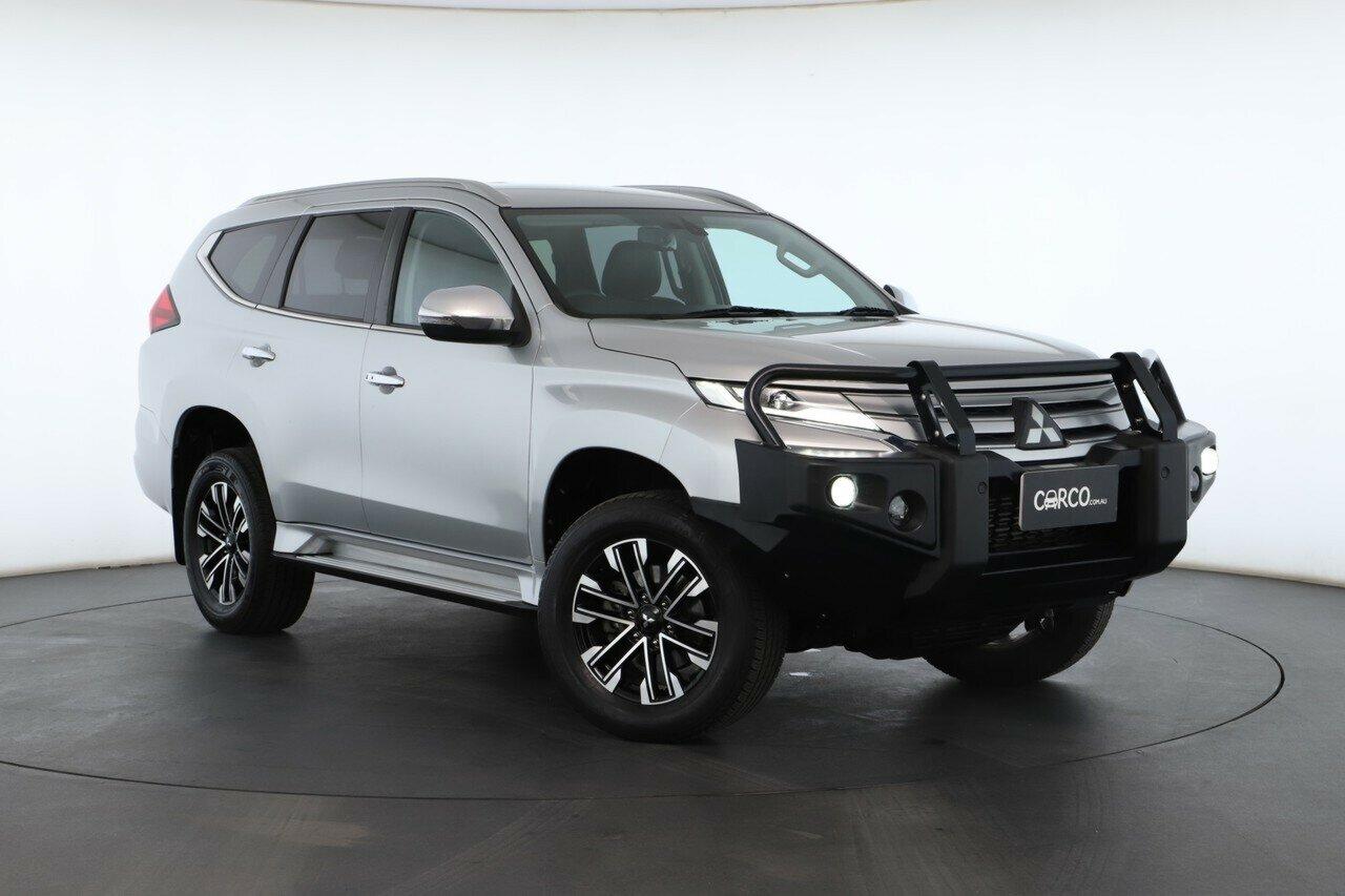 Mitsubishi Pajero Sport image 1